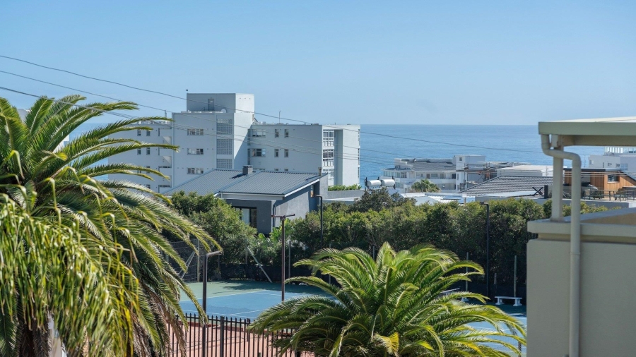 4 Bedroom Property for Sale in Bantry Bay Western Cape
